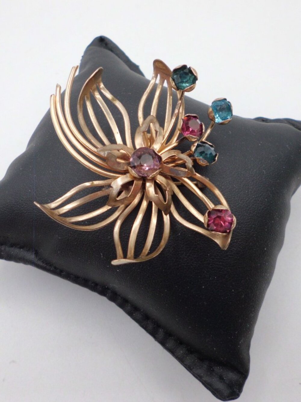 Vtg Signed CRC Charles Reis Co. Gold Tone & Rhinestone 1/12 12K GF Brooch Pin